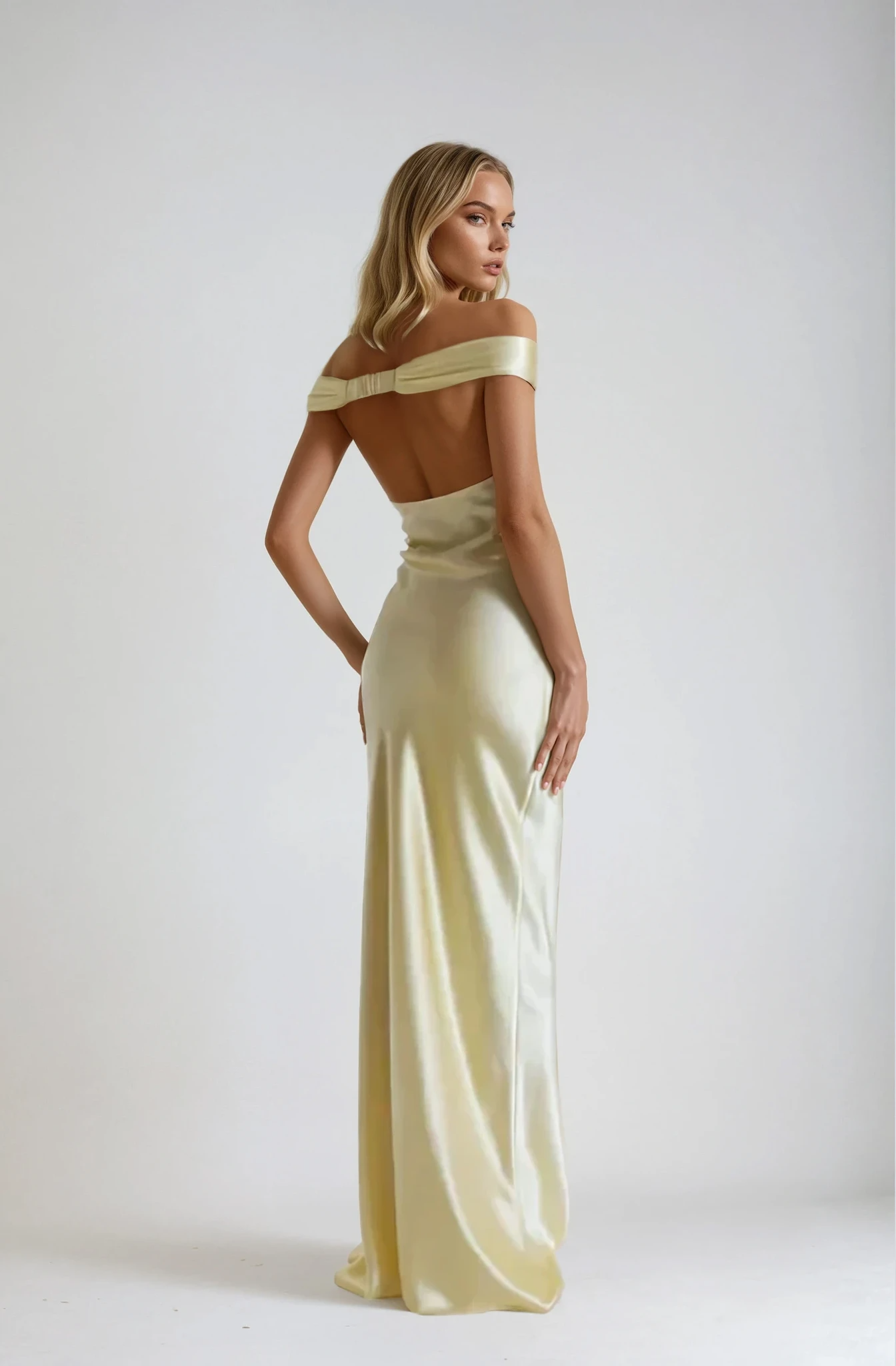 Elara | Satin Backless Maxi Dress